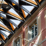 Dum U Cervene lisky Restaurace zastreseni detail -nahled