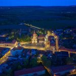 VEČER (3)